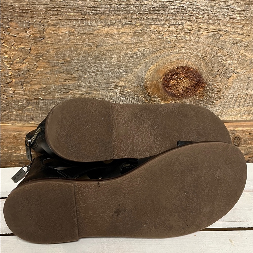 Michael Kors Black Leather Lace Gladiator Sandals Size 7.5 - Picture 8 of 8